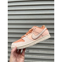 Nike SB  Dunk Low Pro PRM amber brown/ guava ice US Mens Shoe